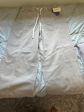 Universal Thread Wide-Leg Drawstring Pants in Light Beige